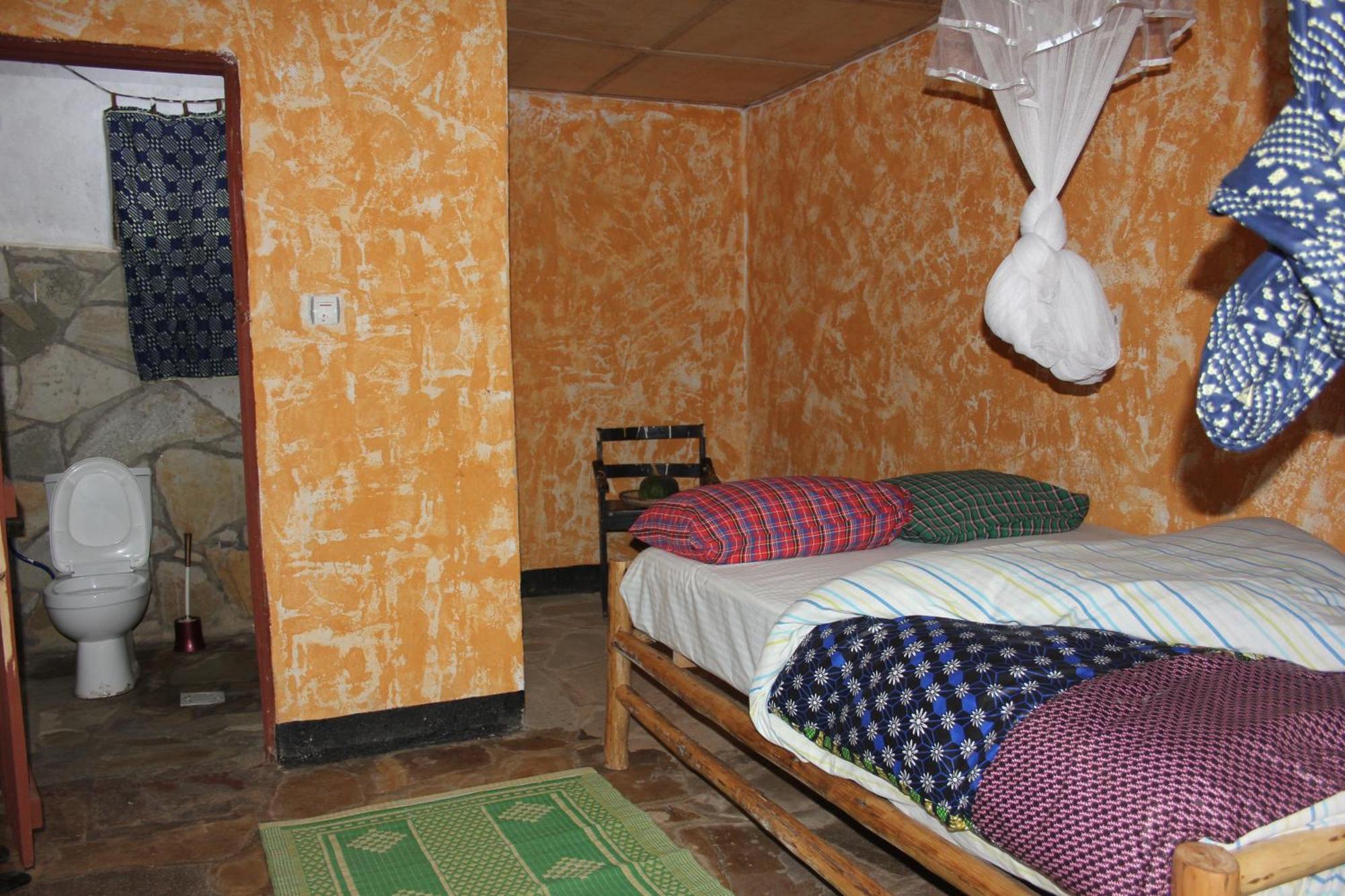 Red Rocks Rwanda - Campsite & Guesthouse Nyakinama Экстерьер фото